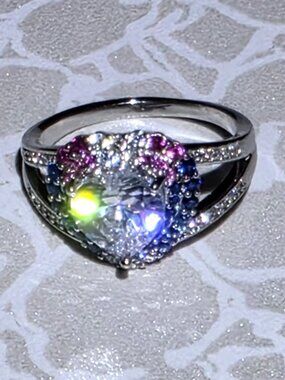 Beautiful Heart Ring Size 8